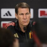 Rudi Garcia spreekt met de pers voor een belangrijke wedstrijd van de Rode Duivels