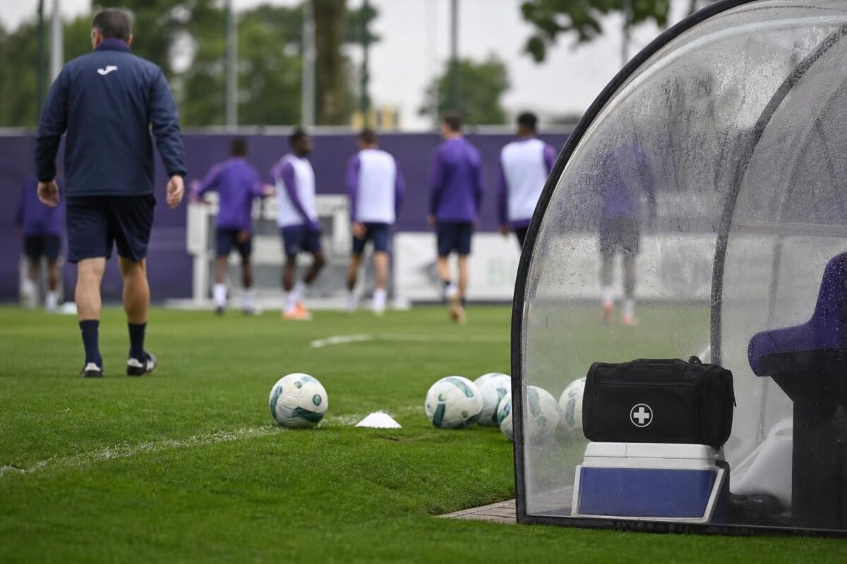 Tense training atmosphere at RSC Anderlecht during the start of preparation