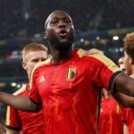 Romelu Lukaku viert een doelpunt voor de Rode Duivels op het WK