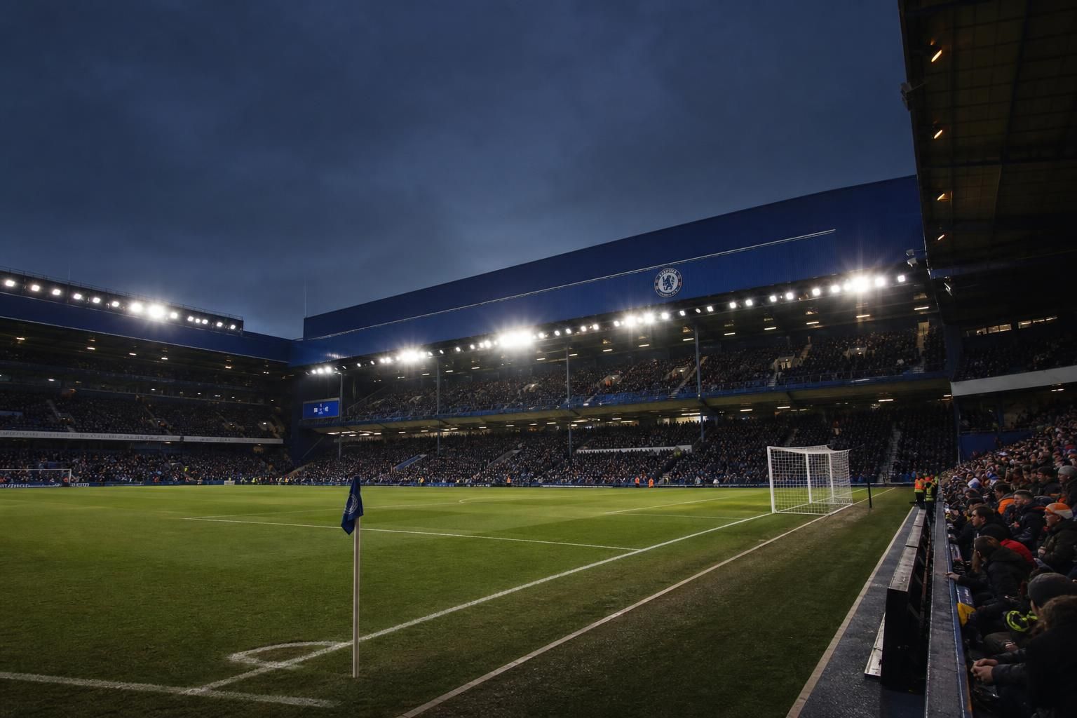 Een Europees stadion bij avondlicht als mogelijke tijdelijke thuisbasis voor Shakhtar Donetsk