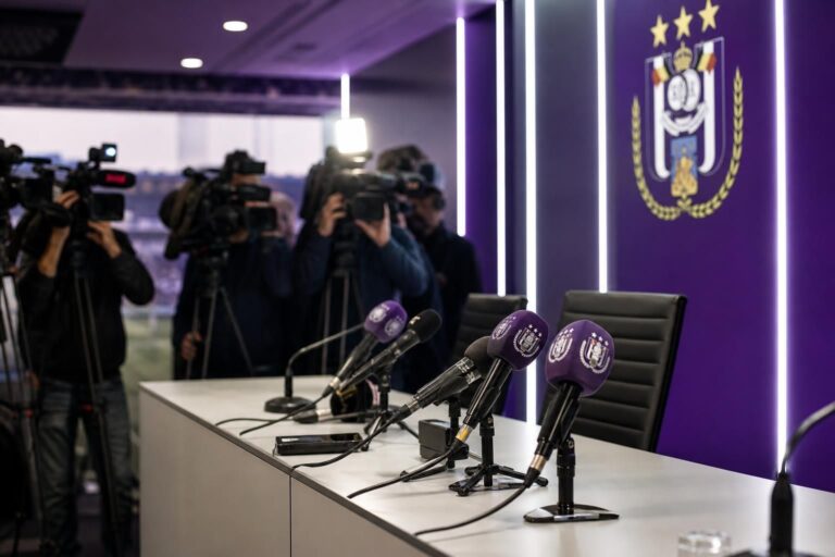 Perscontext rond RSC Anderlecht en de komst van Vitor Bruno als nieuwe trainer