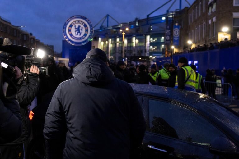 Sfeerbeeld rond Stamford Bridge in transfercontext bij Chelsea.