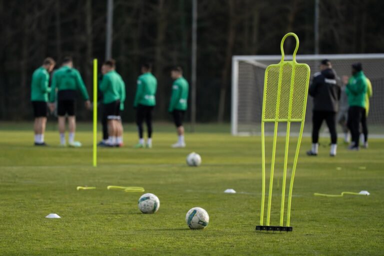Trainingssfeer bij Lommel SK na de blessure van Jhon Banguera