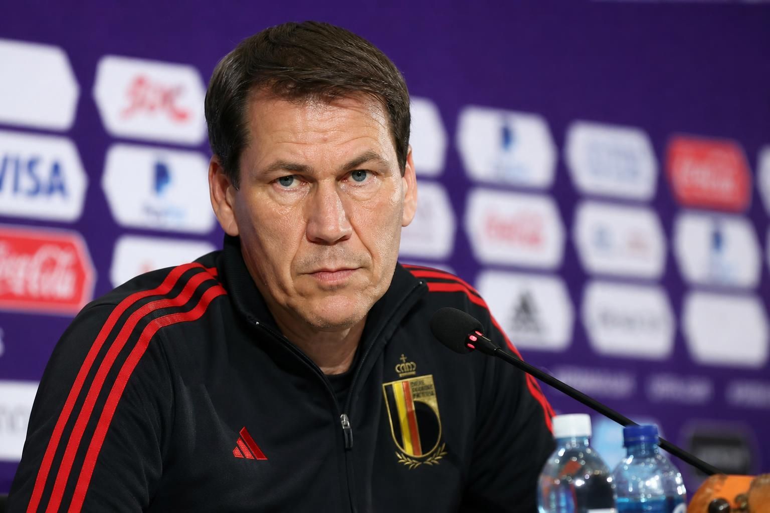 Rudi Garcia in een gespannen perscontext bij de Rode Duivels voor de WK-match tegen Senegal