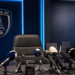 Perscontext rond een mogelijke trainerswissel bij Paris FC zonder herkenbare gezichten