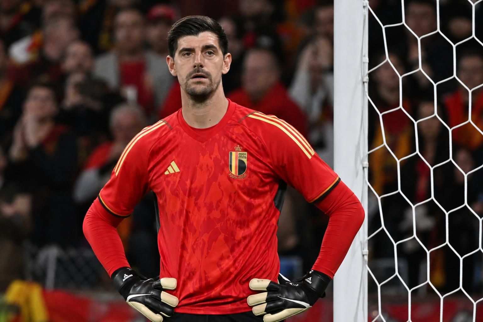 Thibaut Courtois in een gespannen strafschoppensituatie bij de Rode Duivels