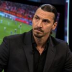 Zlatan Ibrahimovic tijdens een gespannen voetbalanalyse na de WK-uitschakeling van Nederland