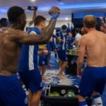 KAA Gent viert het Europese ticket met een uitbundig kleedkamerfeest