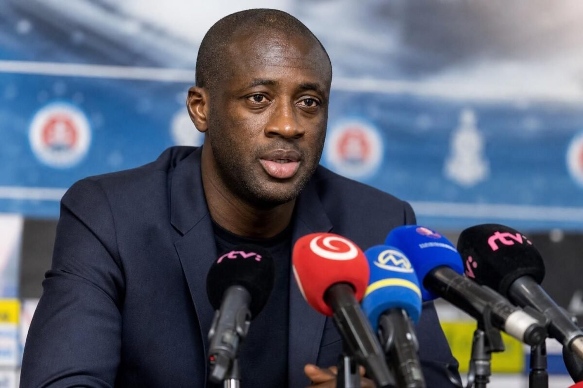 Yaya Touré in trainerscontext rond zijn mogelijke overstap naar Slovan Bratislava