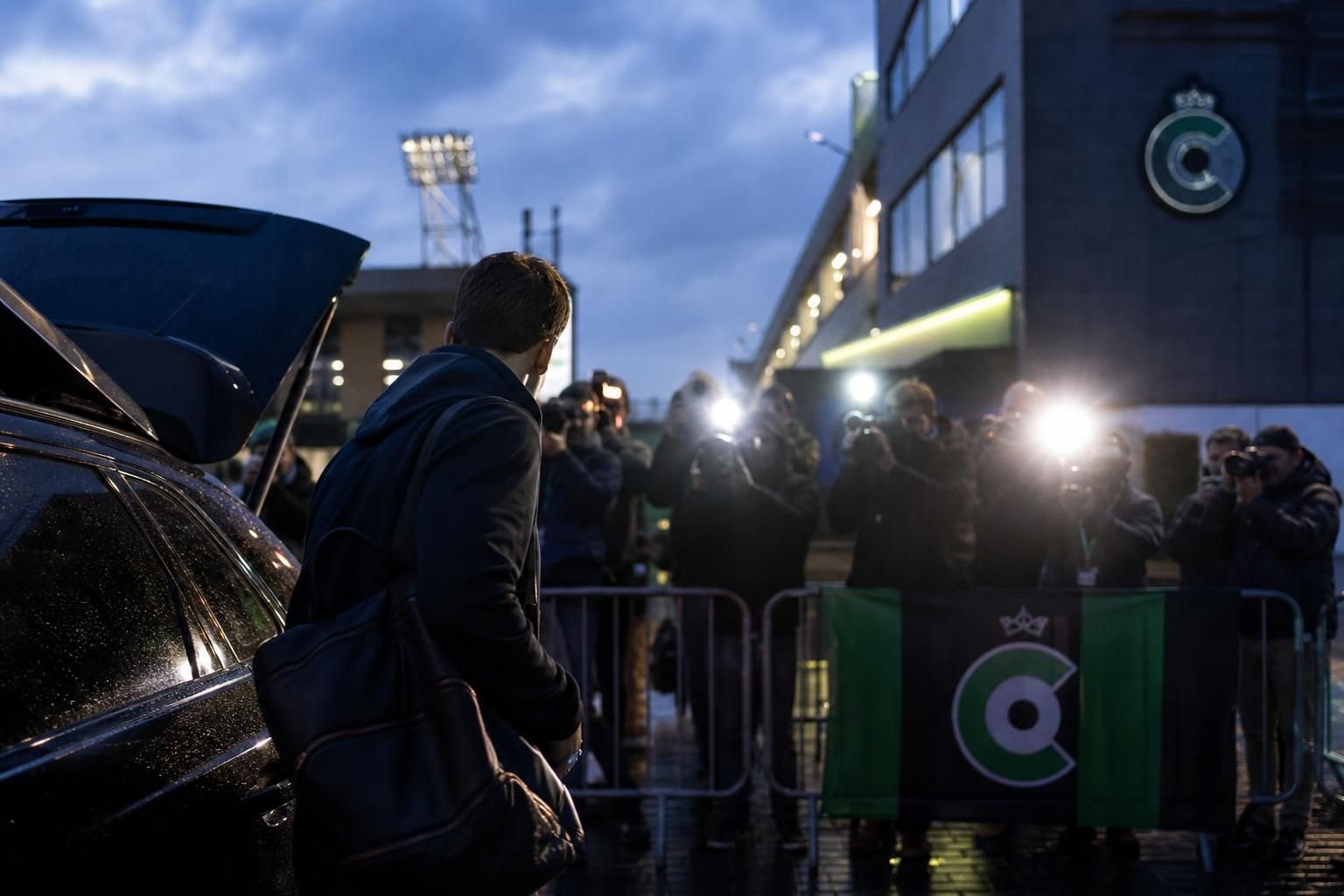 Transfergerelateerde sfeer rond Cercle Brugge zonder herkenbare gezichten