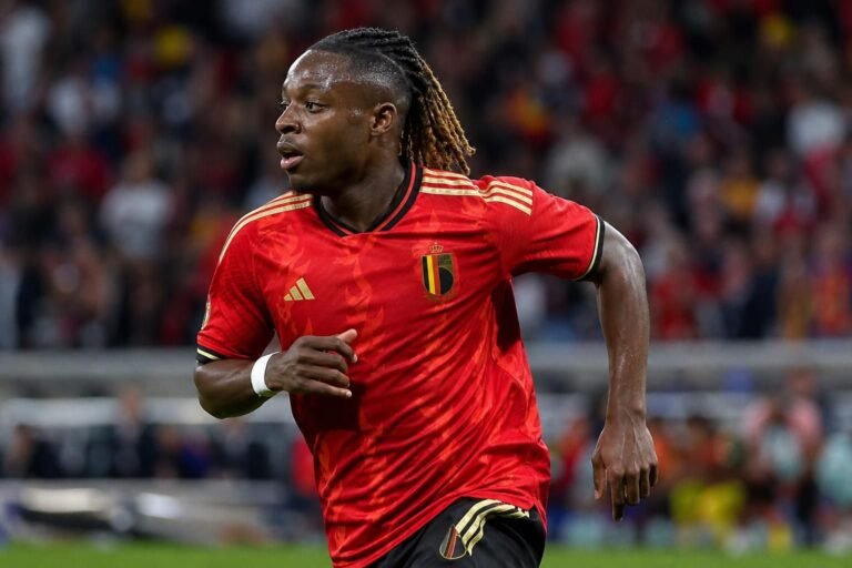 Jérémy Doku in actie tijdens een wedstrijd in aanloop naar het WK.