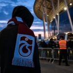 Transfercontext rond Ruslan Malinovskyi bij Trabzonspor na zijn vertrek bij Genoa.