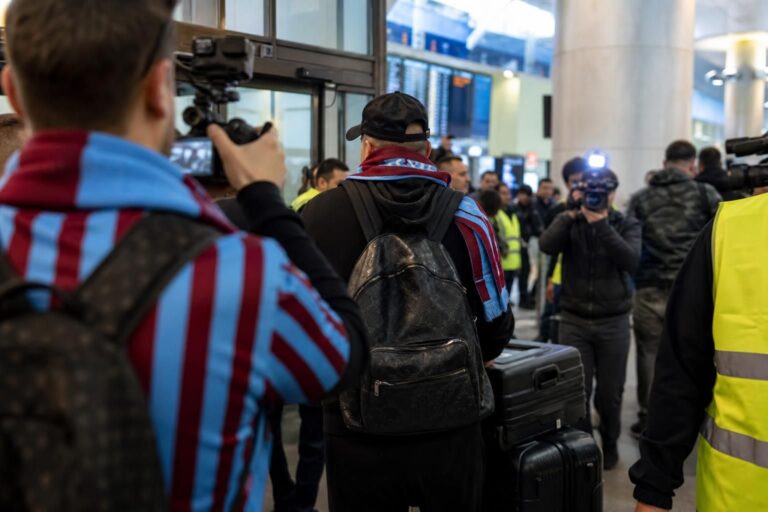 Transfercontext rond Noah Saviolo en Trabzonspor na zijn doorbraak bij Vitoria Guimaraes