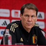 Rudi Garcia tijdens een persmoment van de Rode Duivels in de WK-voorbereiding