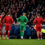 Gespannen stadionmoment tijdens een oefeninterland van Denemarken.