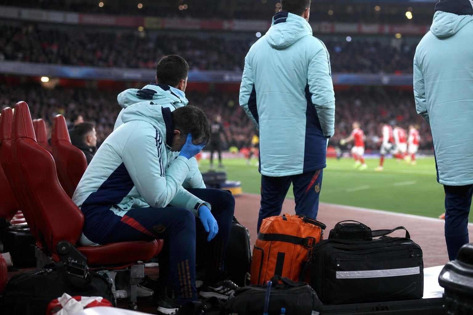 Gespannen Arsenal-context rond medische staf en blessuregolf