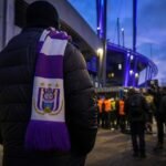 Transfercontext rond RSC Anderlecht met focus op defensieve versterking zonder herkenbare gezichten