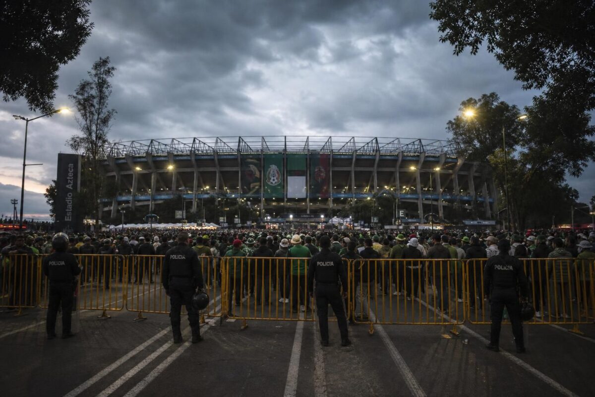 Protest rond het Aztekenstadion overschaduwt de aanloop naar de WK-opener.
