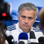 José Mourinho in een perscontext rond zijn terugkeer naar Real Madrid