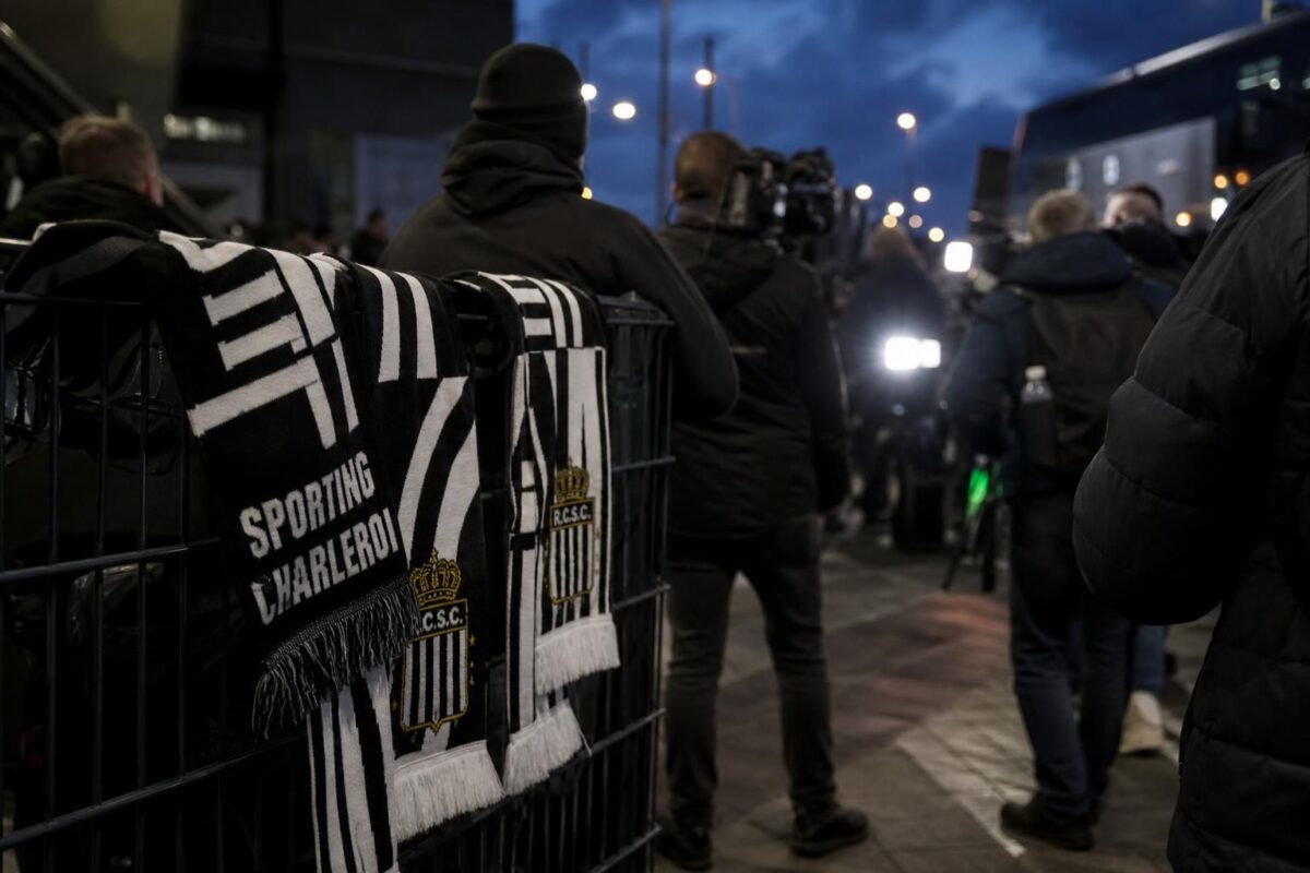 Transfercontext bij Sporting Charleroi rond een mogelijk vertrek van Etienne Camara