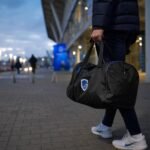 Transfercontext rond KRC Genk en Jeppe Erenbjerg zonder herkenbare gezichten.