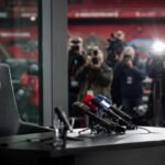Gespannen perscontext rond Feyenoord na vragen over de toekomst van Robin van Persie