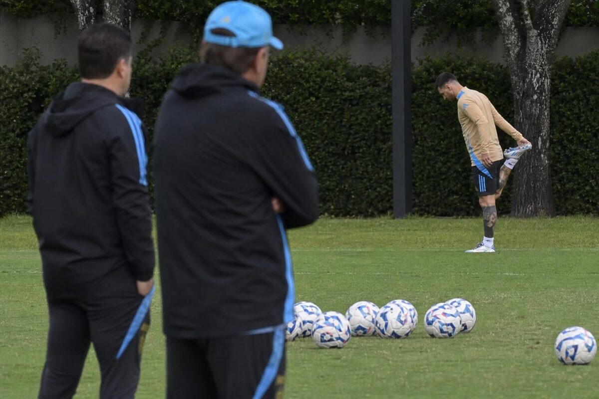 Gespannen trainingssfeer bij Argentinië richting het WK-duel met Algerije