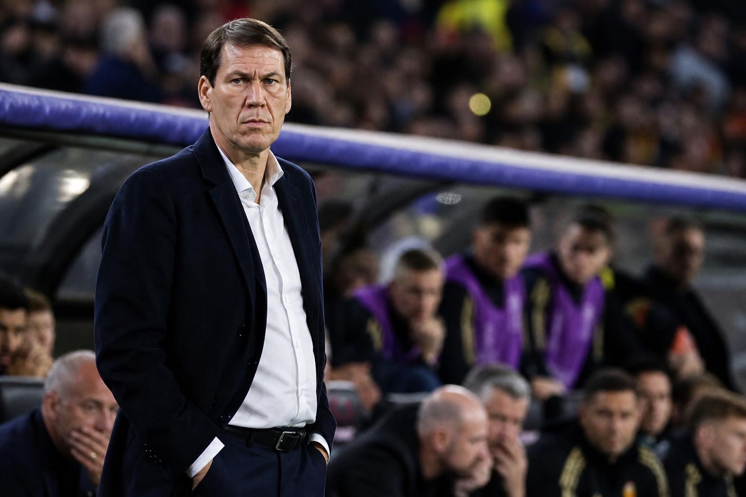 Rudi Garcia onder druk aan de zijlijn bij de Rode Duivels tijdens Belgiƫ tegen Egypte