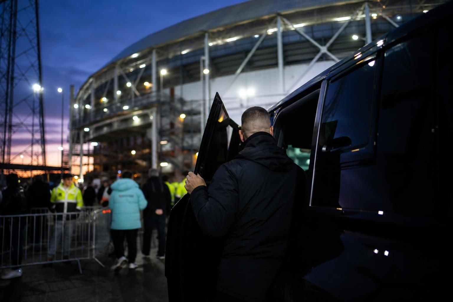 Transfercontext rond Feyenoord na de interesse in Ilian Hadidi.