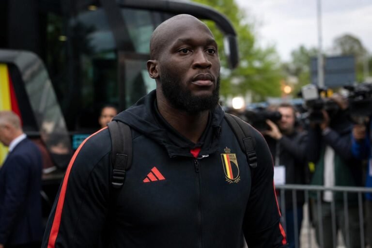 Romelu Lukaku wordt genoemd in de transfermolen rond Napoli en Villarreal