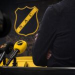 Persmoment rond NAC Breda met focus op trainersdruk en interesse van OH Leuven.