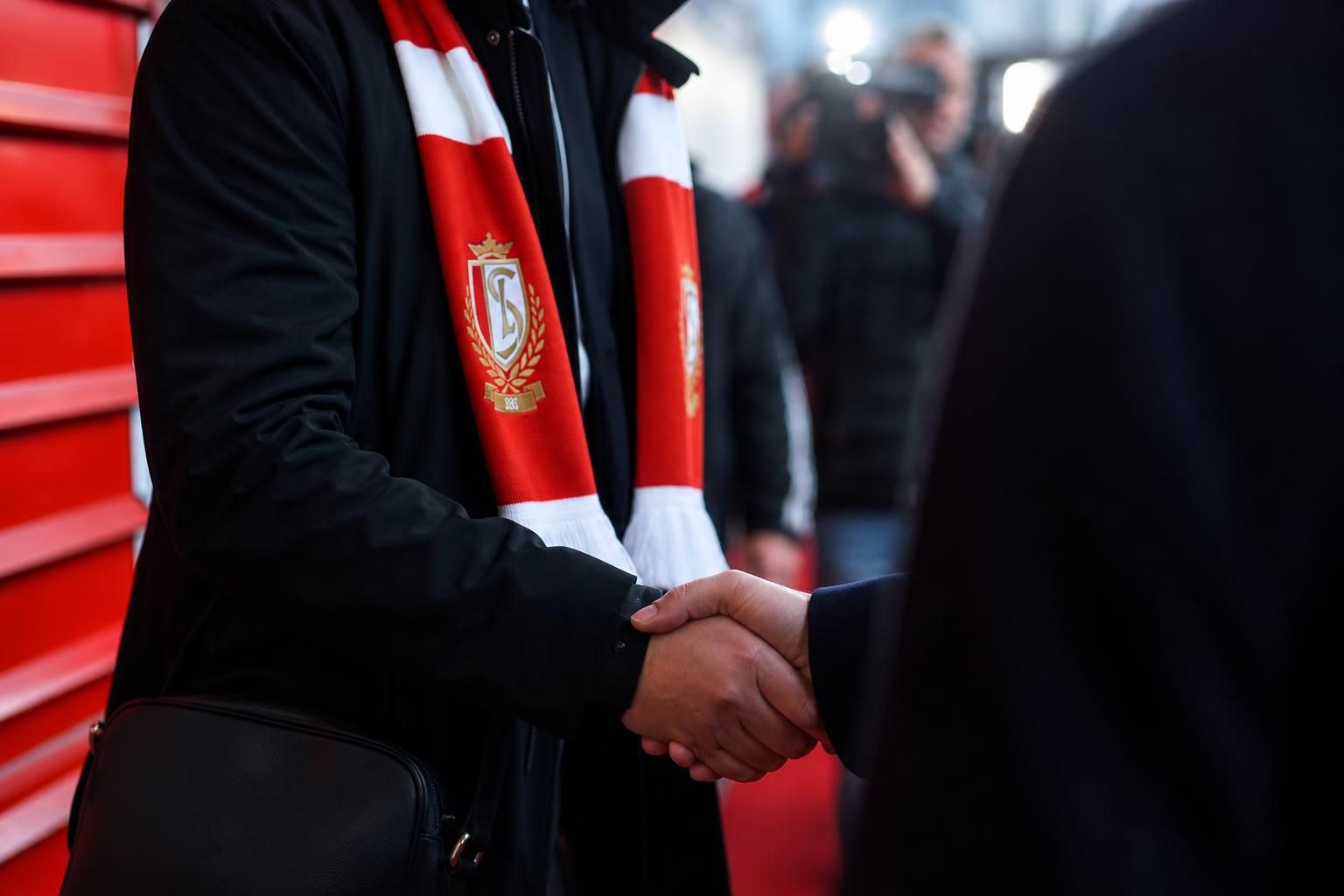 Transfercontext bij Standard Luik rond nieuwe middenvelder Rayan Touzghar