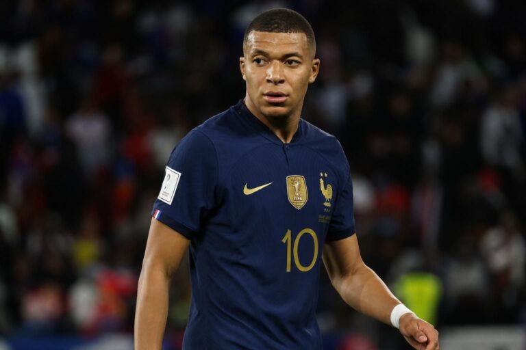 Kylian Mbappé in Franse WK-context voor de troostfinale tegen Engeland