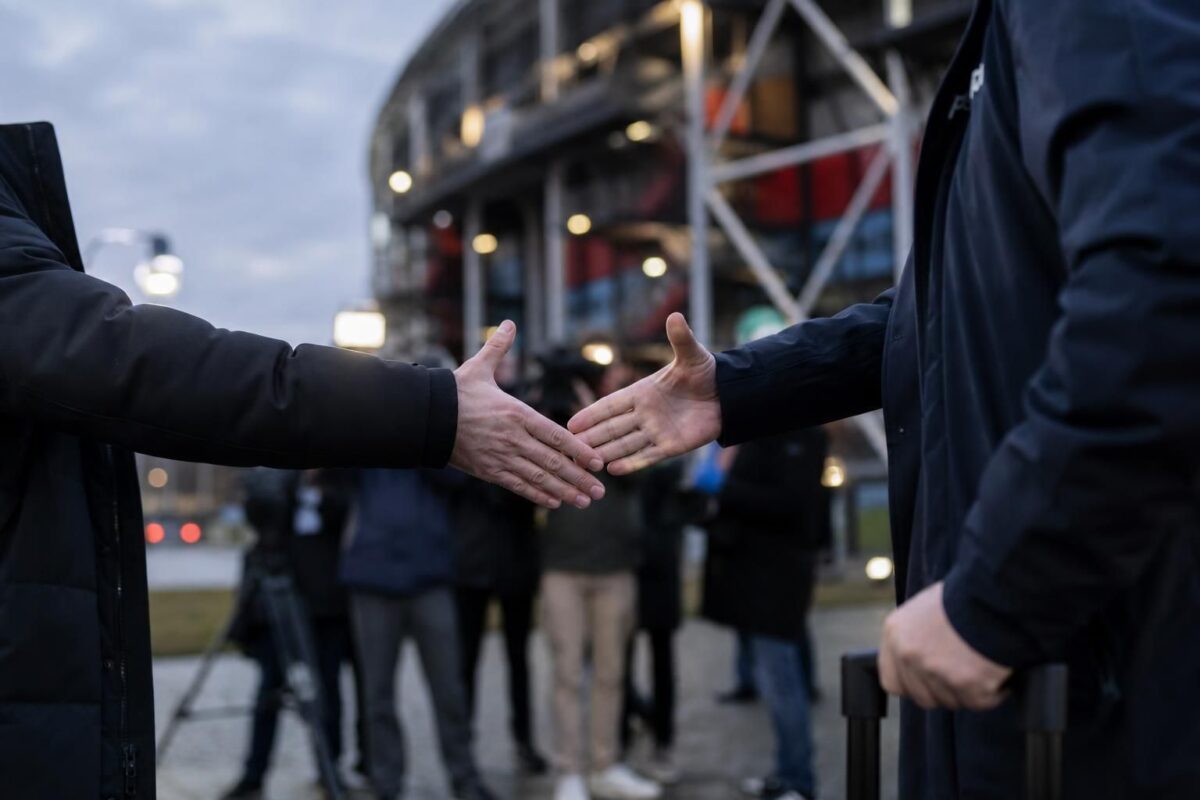 Transfercontext rond Feyenoord en Leo Sauer bij De Kuip