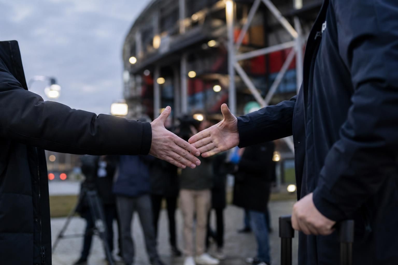 Transfercontext rond Feyenoord en Leo Sauer bij De Kuip