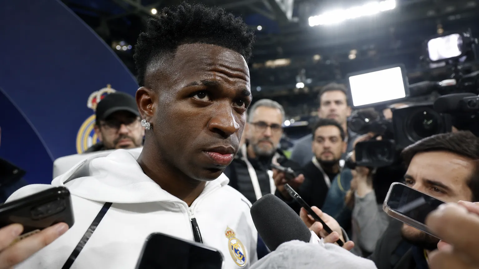 Vinicius Junior in Real Madrid-context tijdens de gesprekken over zijn toekomst