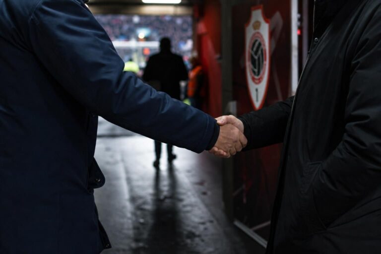 Transferdruk rond Royal Antwerp FC na de overname