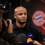 Vincent Kompany in een Bayern München-context tijdens een persmoment