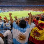 Supporterssfeer rond de WK-finale tussen Argentinië en Spanje