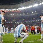 Argentijnse spelers tonen frustratie na de verloren WK-finale tegen Spanje