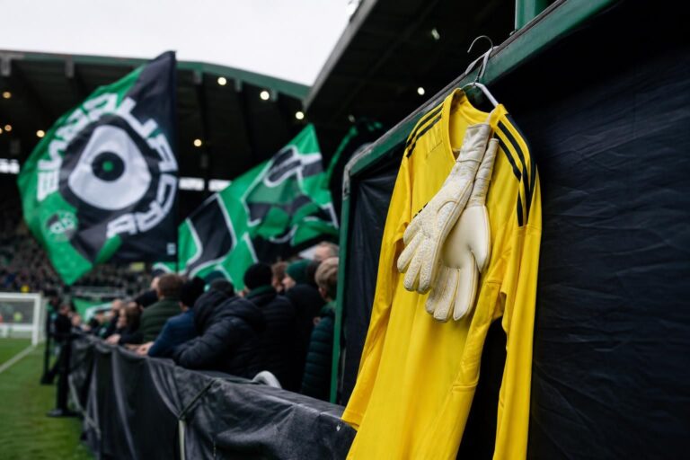 Sfeerbeeld rond Cercle Brugge bij een nakend vertrek van doelman Warleson naar Botafogo