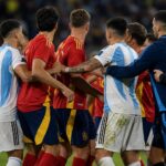 Opstootje na de WK-finale tussen Spanje en Argentinië.