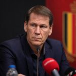 Rudi Garcia tijdens een gespannen persmoment bij de Rode Duivels
