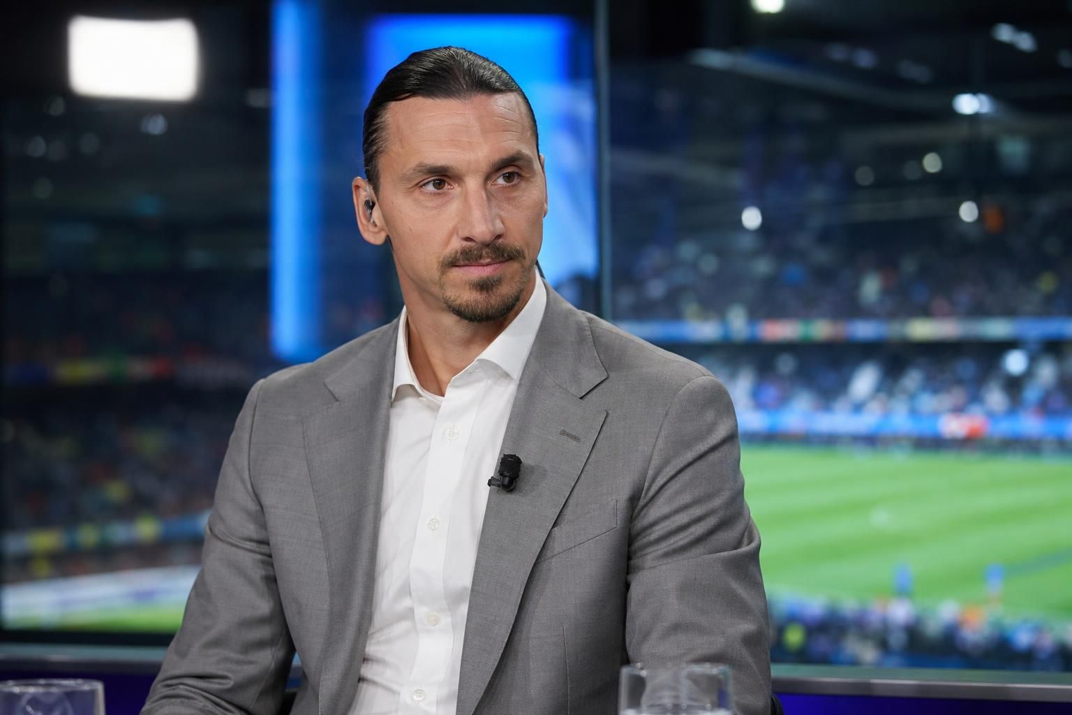 Zlatan Ibrahimovic tijdens een WK-gerelateerde studiocontext
