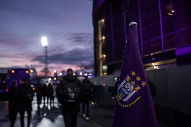 Transfercontext rond Nathan De Cat en RSC Anderlecht zonder herkenbare gezichten