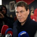 Rudi Garcia in een perscontext rond zijn periode bij de Rode Duivels
