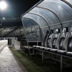 Lege dug-out bij La Louvière als symbool voor het afscheid van Fred Taquin