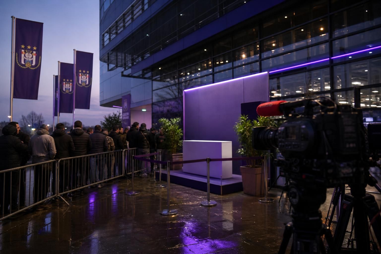 Transfercontext rond Anderlecht terwijl de zoektocht naar een winger voortduurt