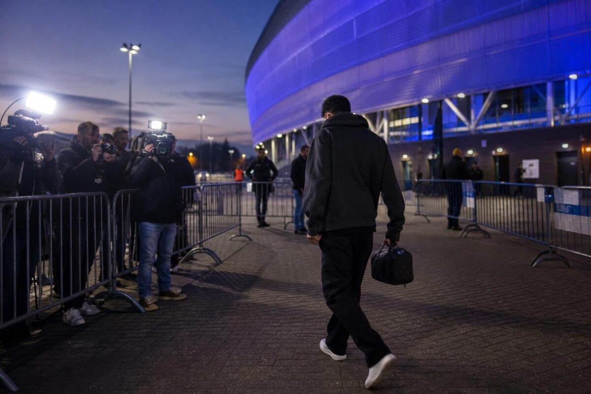 Transfercontext bij KRC Genk rond de mogelijke recordkomst van Rafiu Durosinmi