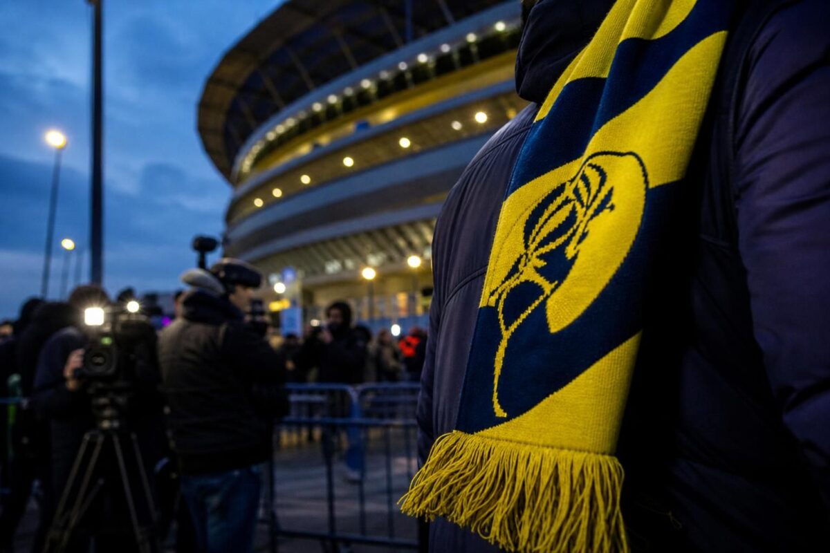 Transfercontext rond Archie Brown bij Fenerbahçe na interesse van Manchester United en Chelsea